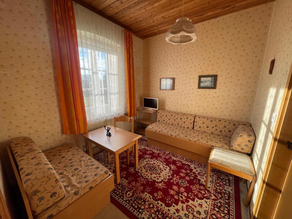 Gaestehaus Gut Frauendorf Windorf  Екстериор снимка