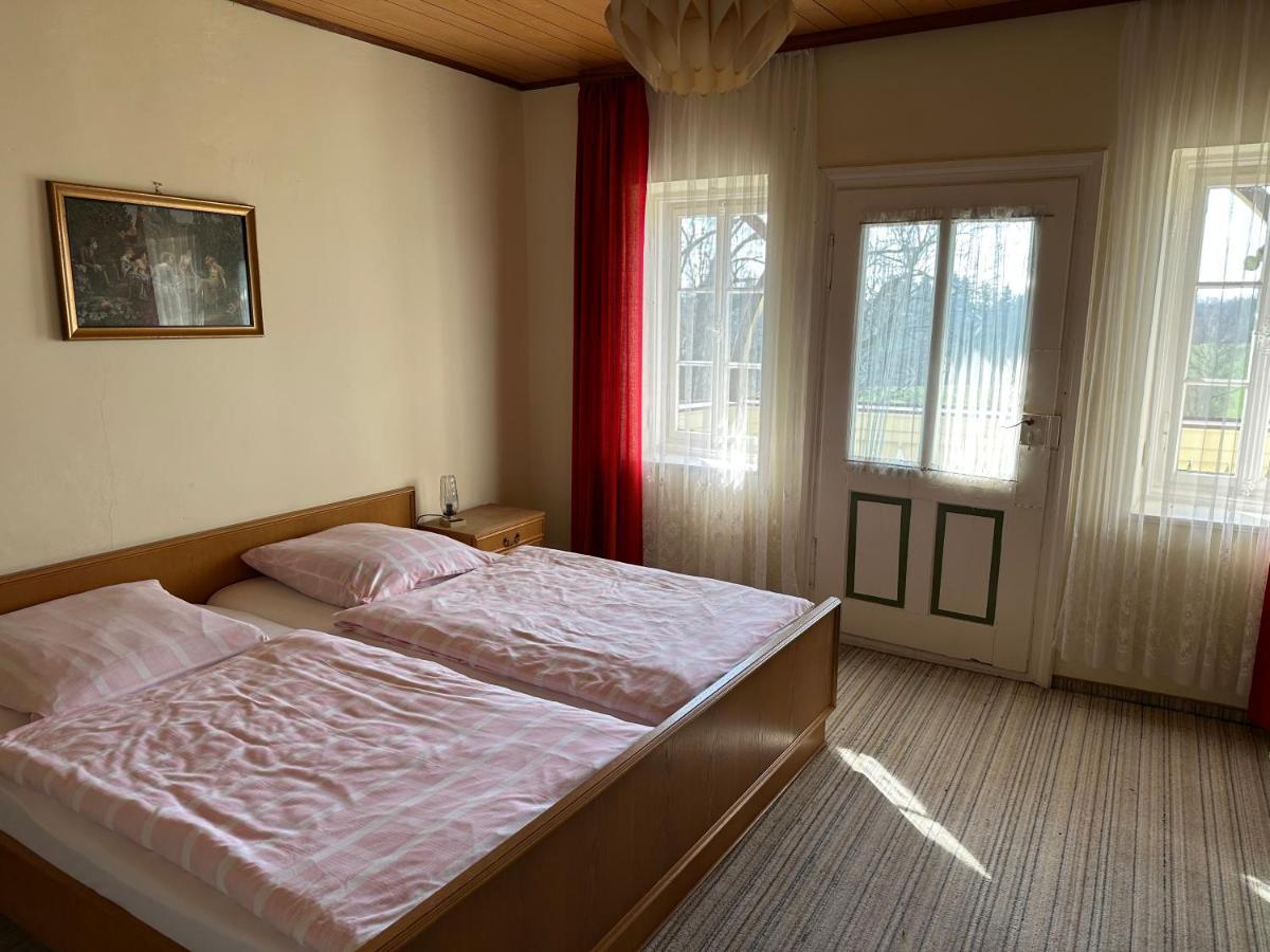Gaestehaus Gut Frauendorf Windorf  Екстериор снимка
